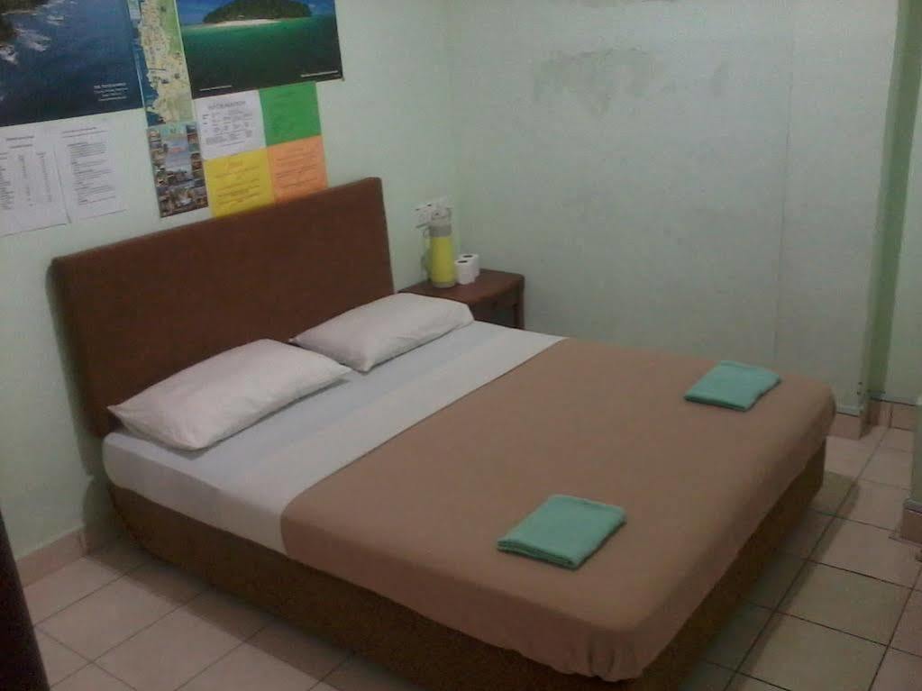 Borneo Gaya Lodge Kota Kinabalu Extérieur photo