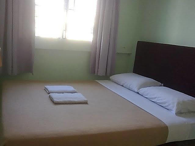 Borneo Gaya Lodge Kota Kinabalu Extérieur photo